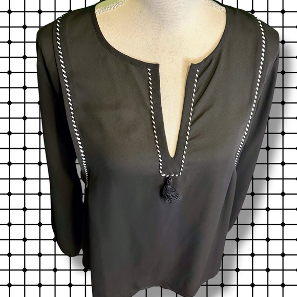 NWOT J. Crew Black & White Split Neck Tassel Trim Popover Tunic Size 6 - Picture 5 of 15